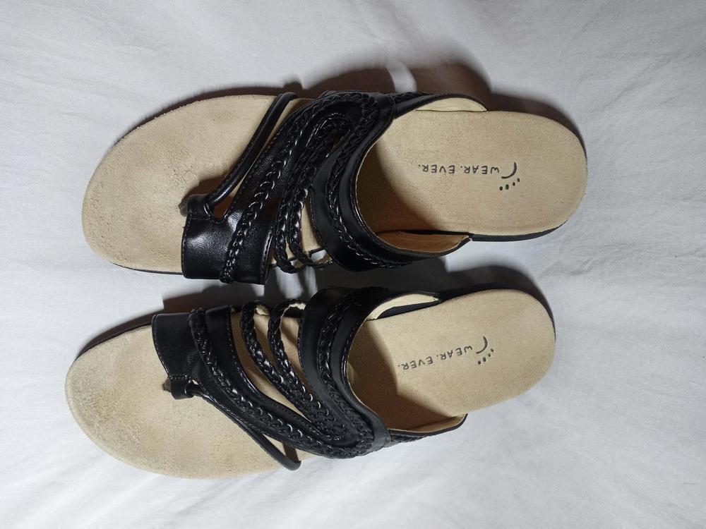"Wear Ever" Womens Freeda Sandals